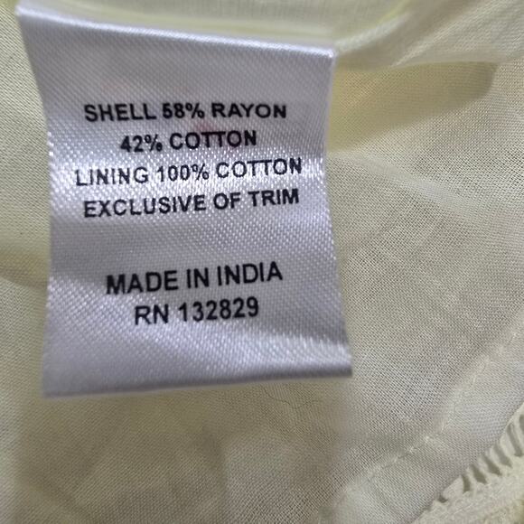 Tularosa Eleanora Embroidered Dress in Mellow Yellow Large - Picture 8 of 13